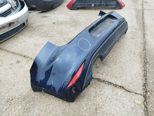 bontott VW GOLF VII Hátsó Lökhárító (Részeivel)