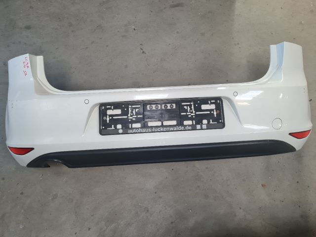 bontott VW GOLF VII Hátsó Lökhárító (Részeivel)