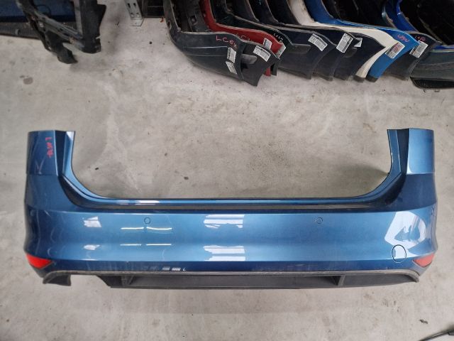 bontott VW GOLF VII Hátsó Lökhárító (Részeivel)