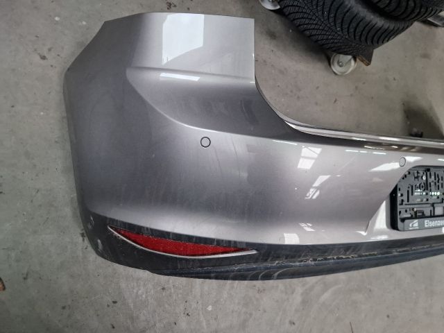 bontott VW GOLF VII Hátsó Lökhárító (Részeivel)