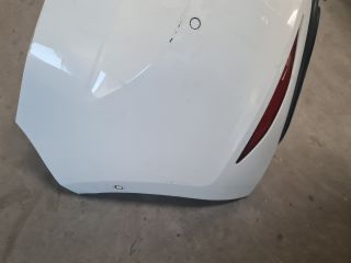 bontott VW GOLF VII Hátsó Lökhárító (Részeivel)