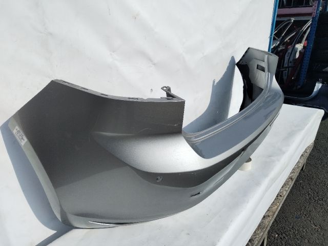 bontott VW GOLF VII Hátsó Lökhárító (Üresen)