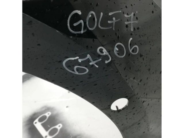 bontott VW GOLF VII Hátsó Lökhárító (Üresen)