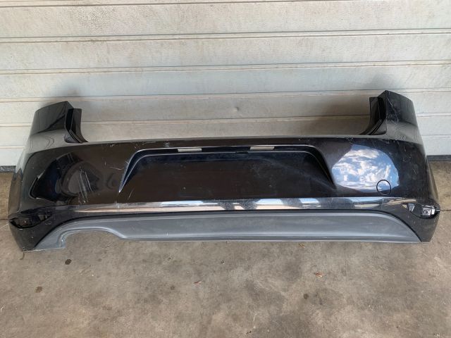 bontott VW GOLF VII Hátsó Lökhárító (Üresen)