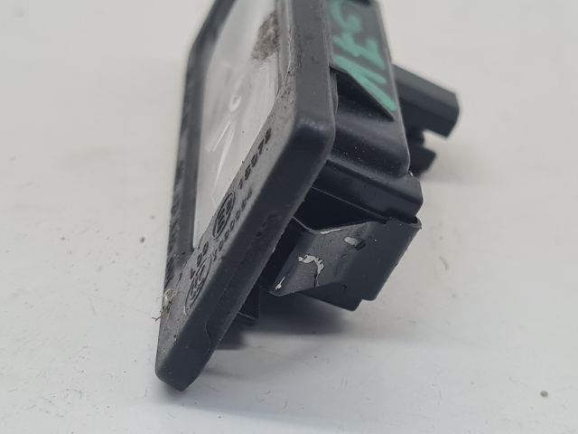 bontott VW GOLF VII Hátsó Rendszámtábla Világítás