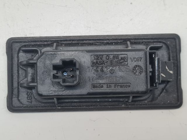 bontott VW GOLF VII Hátsó Rendszámtábla Világítás