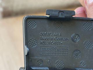 bontott VW GOLF VII Hátsó Vonószem Burkolat