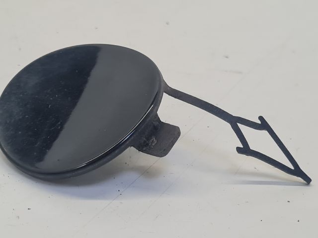 bontott VW GOLF VII Hátsó Vonószem Burkolat