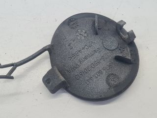 bontott VW GOLF VII Hátsó Vonószem Burkolat