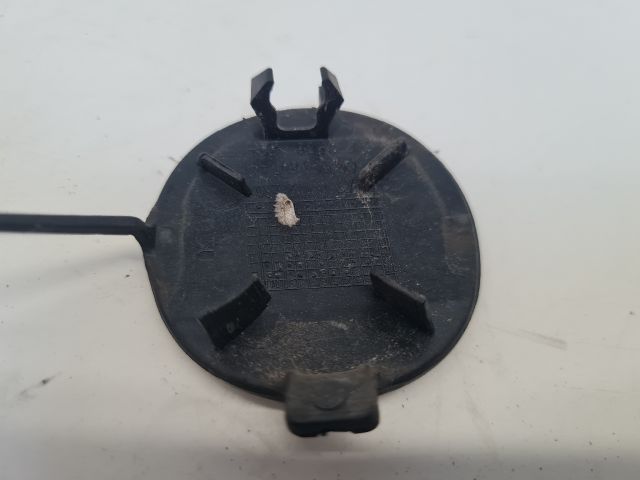 bontott VW GOLF VII Hátsó Vonószem Burkolat