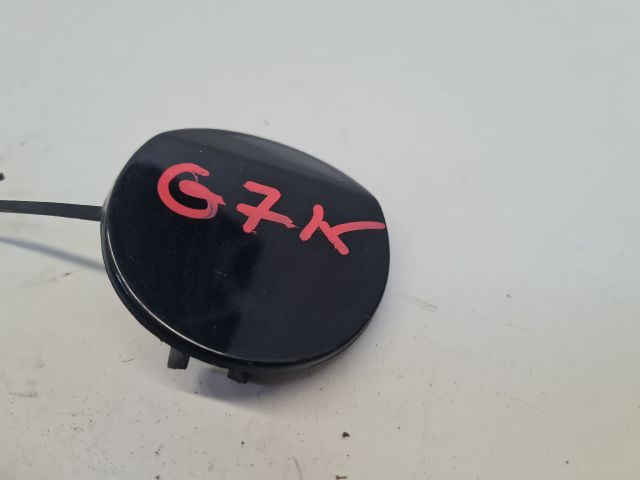 bontott VW GOLF VII Hátsó Vonószem Burkolat