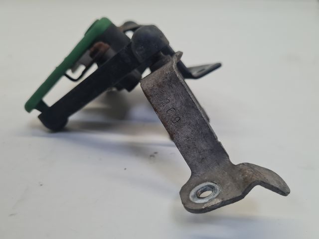 bontott VW GOLF VII Hátsó Xenon Szintszabályzó Jeladó