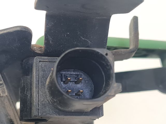 bontott VW GOLF VII Hátsó Xenon Szintszabályzó Jeladó