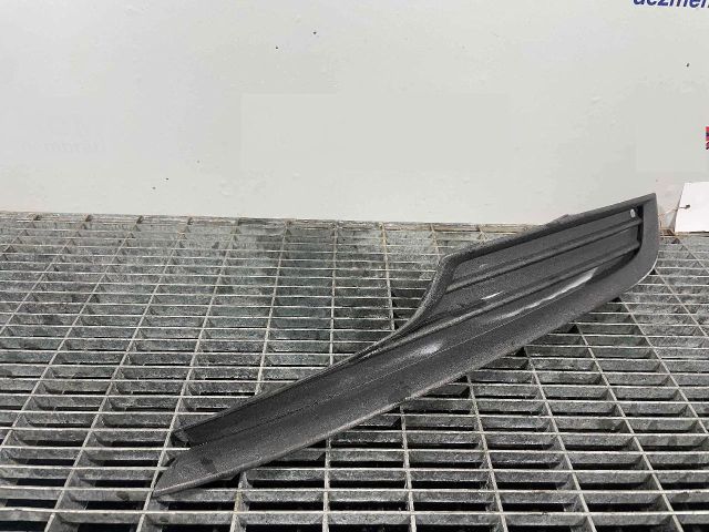 bontott VW GOLF VII Hűtőrács