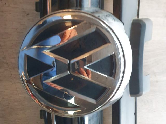 bontott VW GOLF VII Hűtőrács