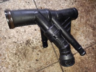 bontott VW GOLF VII Hűtővíz Elosztó Cső