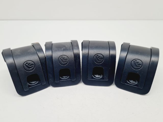 bontott VW GOLF VII Isofix Rögzítő Burkolat