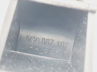 bontott VW GOLF VII Isofix Rögzítő Burkolat