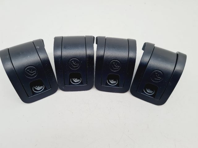 bontott VW GOLF VII Isofix Rögzítő Burkolat