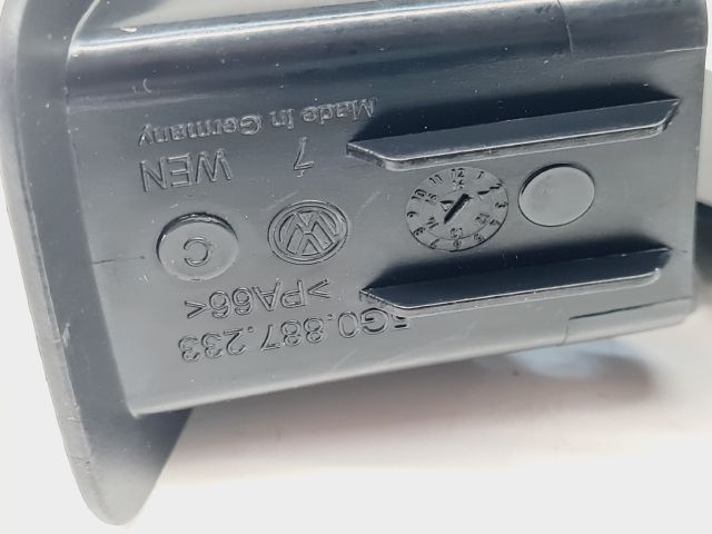 bontott VW GOLF VII Isofix Rögzítő Burkolat