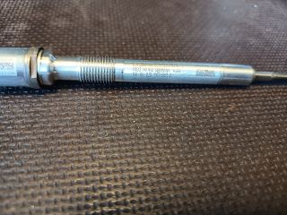 bontott VW GOLF VII Izzító/Gyújtó Gyertya