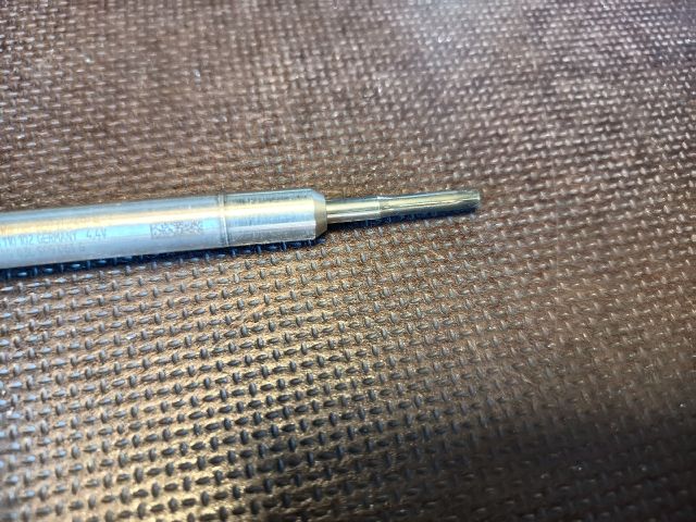 bontott VW GOLF VII Izzító/Gyújtó Gyertya