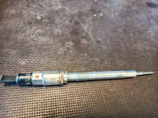 bontott VW GOLF VII Izzító/Gyújtó Gyertya