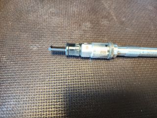 bontott VW GOLF VII Izzító/Gyújtó Gyertya