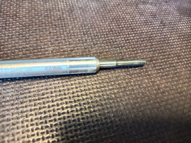 bontott VW GOLF VII Izzító/Gyújtó Gyertya