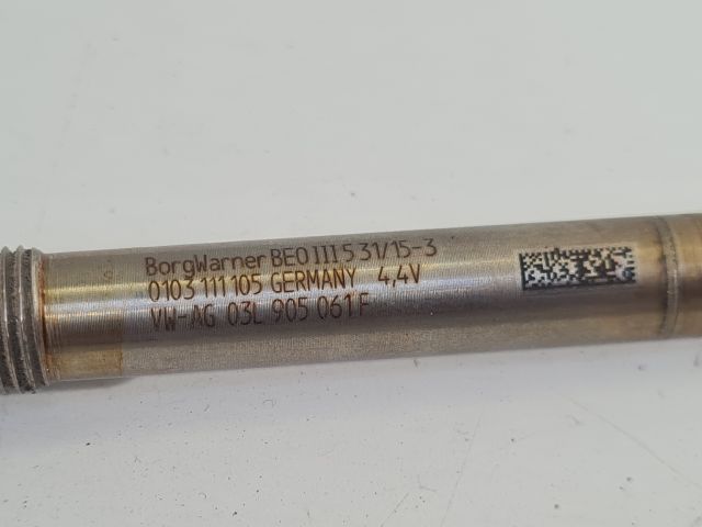 bontott VW GOLF VII Izzító/Gyújtó Gyertya