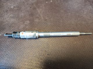 bontott VW GOLF VII Izzító/Gyújtó Gyertya