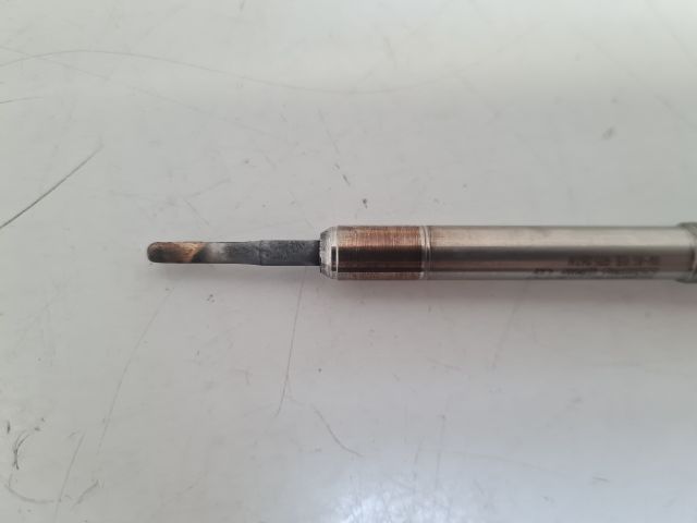 bontott VW GOLF VII Izzító/Gyújtó Gyertya