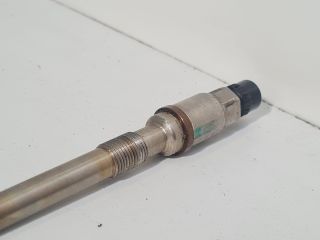 bontott VW GOLF VII Izzító/Gyújtó Gyertya