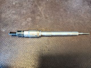 bontott VW GOLF VII Izzító/Gyújtó Gyertya