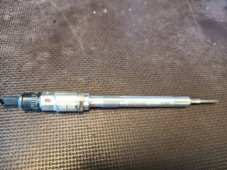 bontott VW GOLF VII Izzító/Gyújtó Gyertya