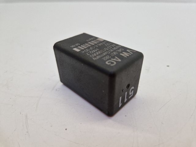 bontott VW GOLF VII Izzító Relé