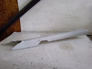 bontott VW GOLF VII Jobb A Oszlop Hangszóró Burkolat