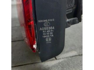 bontott VW GOLF VII Jobb Belső Hátsó Lámpa