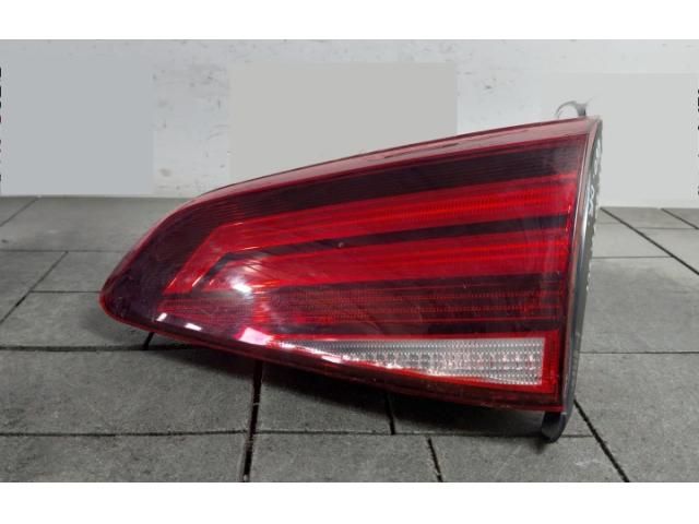 bontott VW GOLF VII Jobb Belső Hátsó Lámpa