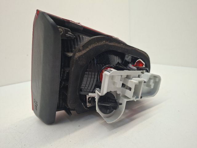 bontott VW GOLF VII Jobb Belső Hátsó Lámpa