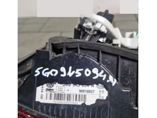 bontott VW GOLF VII Jobb Belső Hátsó Lámpa