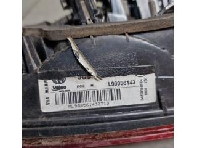 bontott VW GOLF VII Jobb Belső Hátsó Lámpa