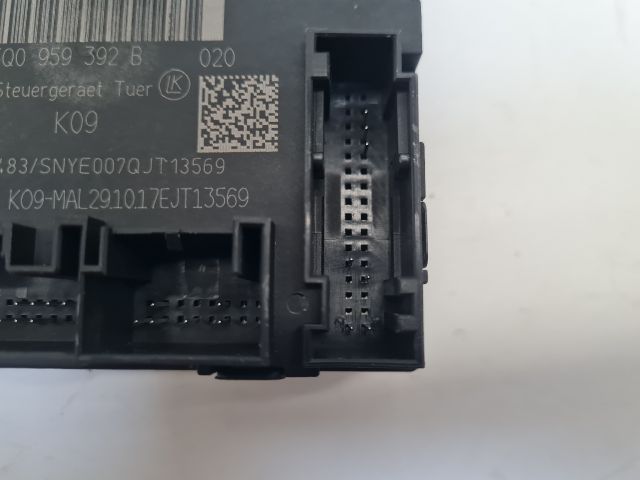 bontott VW GOLF VII Jobb első Ablakemelő Elektronika