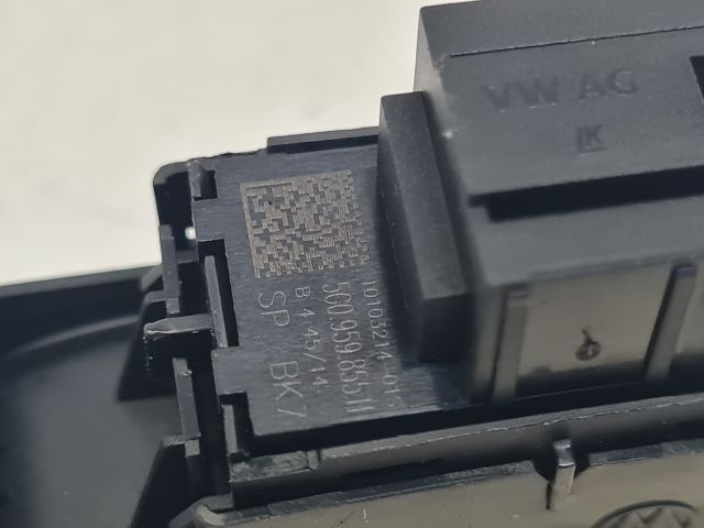 bontott VW GOLF VII Jobb első Ablakemelő Kapcsoló