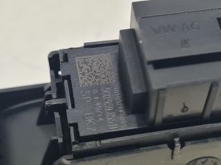 bontott VW GOLF VII Jobb első Ablakemelő Kapcsoló