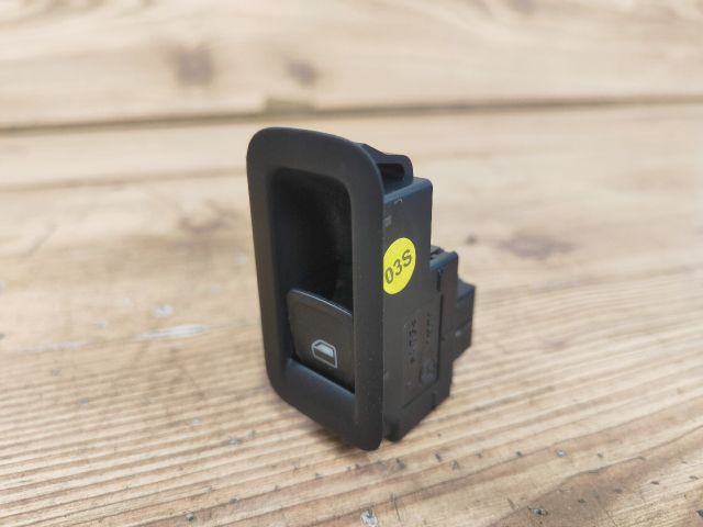 bontott VW GOLF VII Jobb első Ablakemelő Kapcsoló