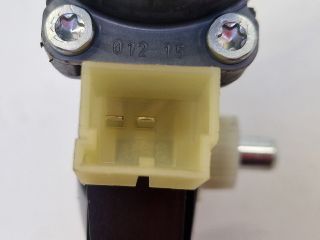 bontott VW GOLF VII Jobb első Ablakemelő Motor