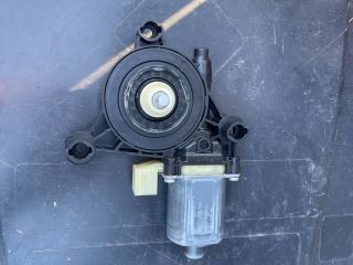 bontott VW GOLF VII Jobb első Ablakemelő Motor