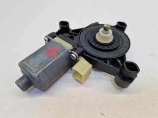 bontott VW GOLF VII Jobb első Ablakemelő Motor