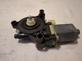 bontott VW GOLF VII Jobb első Ablakemelő Motor